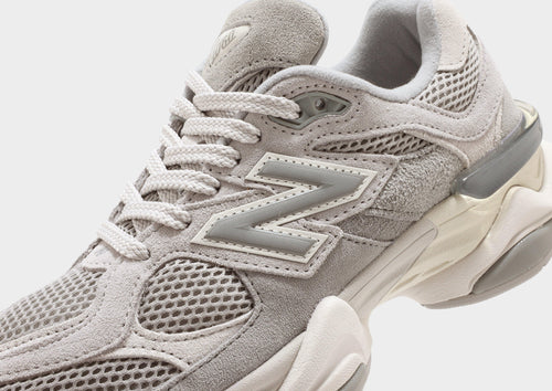 9060 Women's