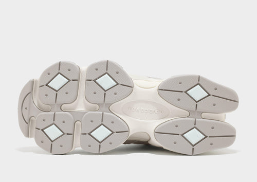 9060 Women's
