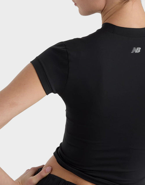 Define Fitted T-Shirt